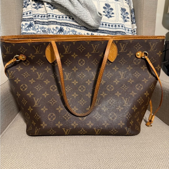 Louis Vuitton Brown Monogram Tote - Picture 1 of 16